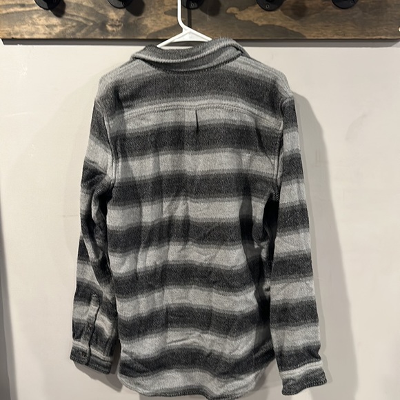 Men’s Gap Heavyweight Flannel - Picture 2 of 2